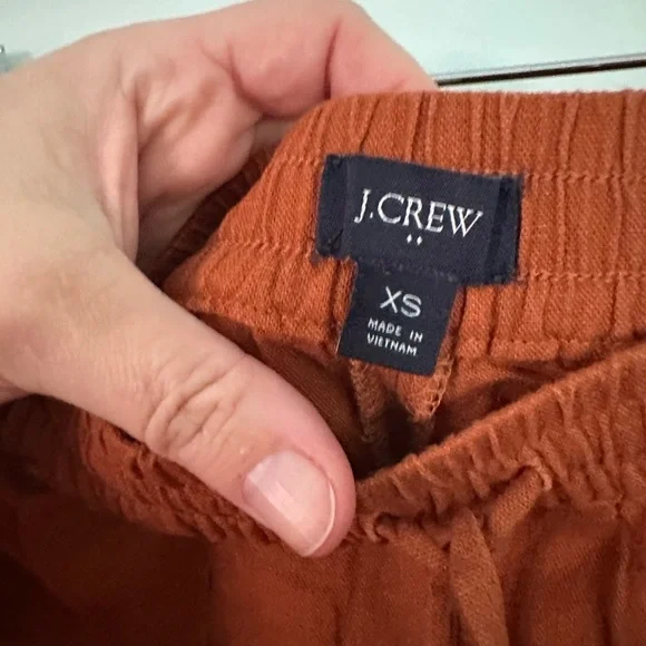 Women's Rust linen pull-on drawstring Shorts - Picture 3 of 4